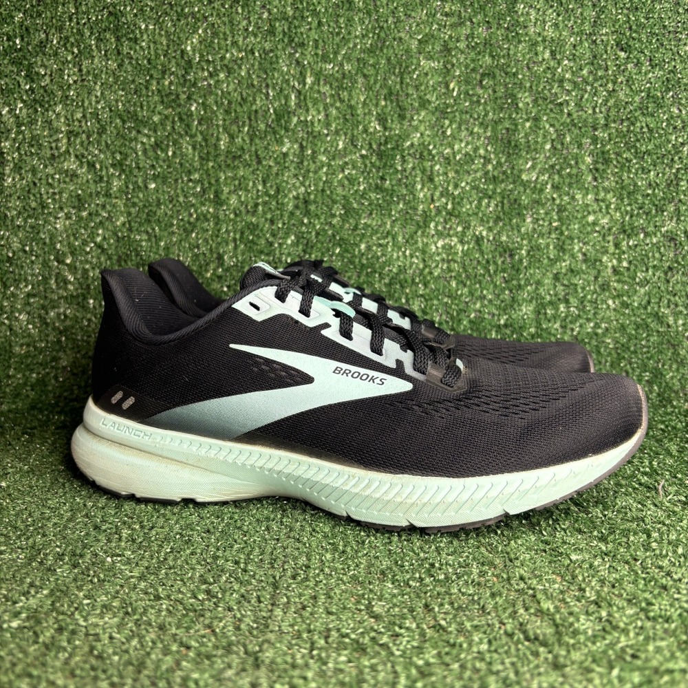 Brooks Launch 8 Speed Neutral Lightweight Athletic Running Shoe Black Womens 10